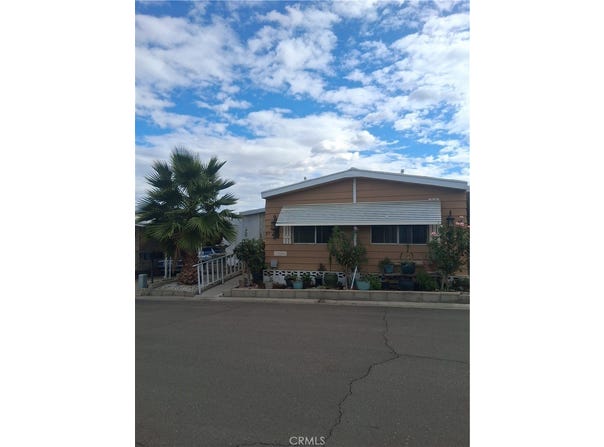 20683 Waalew B37, Apple Valley, CA 92307