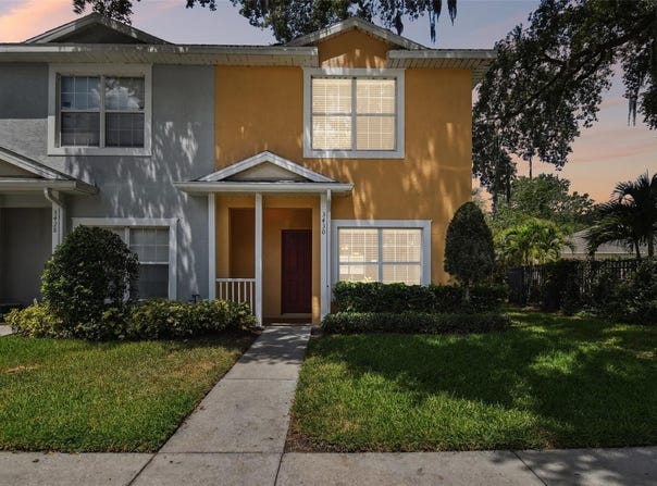 3430 HIGH HAMPTON Circle, TAMPA, FL 33610