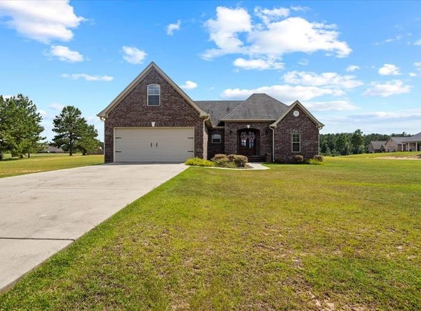2 READ RD, ELLISVILLE, MS 39437