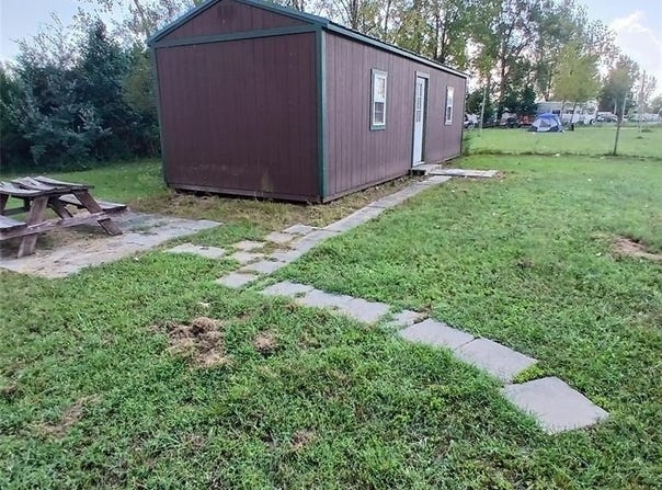 Venezia Dr, Ironton, MO 63650