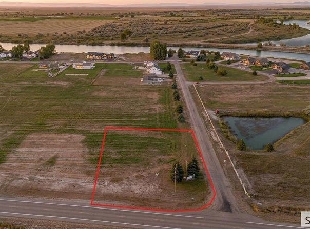 L9 B3 3067 E, Roberts, ID 83444