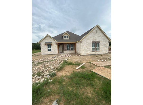 1115 Perrin Lane, Van Alstyne, TX 75495