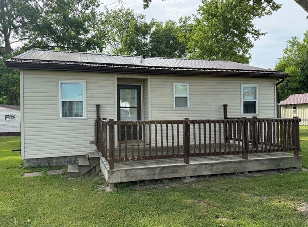 9845 E Jackson Street, Otwell, IN 47564