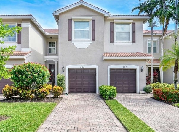 6541 Monterey Pt, NAPLES, FL 34105