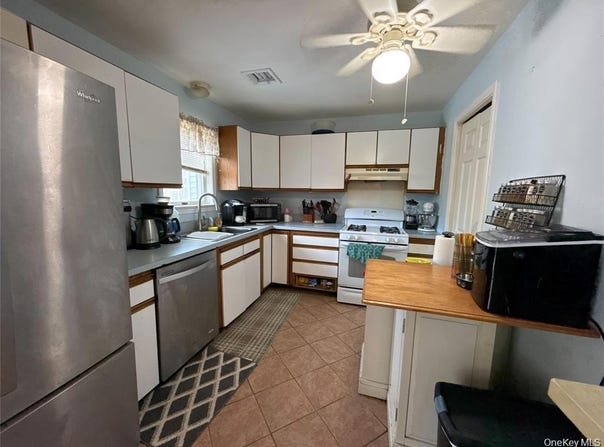 33 Muntz Lane, Garnerville, NY 10923