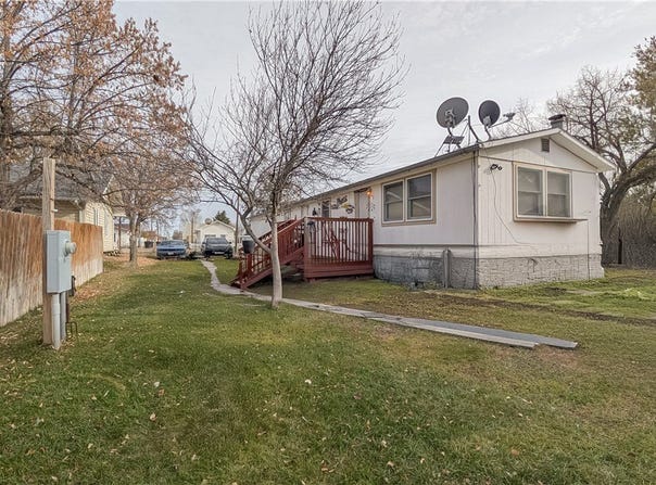 19 1st Avenue E, Culbertson, MT 59218