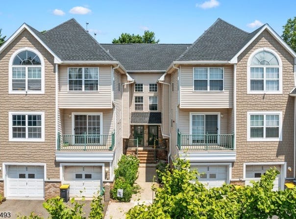 202 Rhoads Dr, Montgomery Twp., NJ 08502-4112