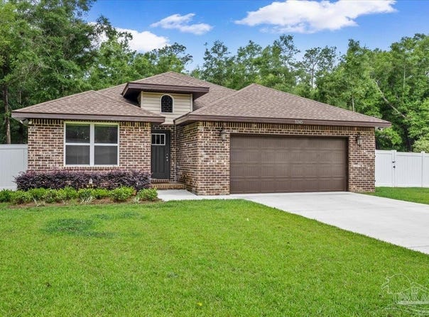 5245 Burt Ln, Pace, FL 32571