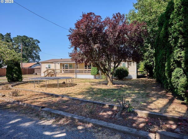 1632 BROWN St, Woodburn, OR 97071