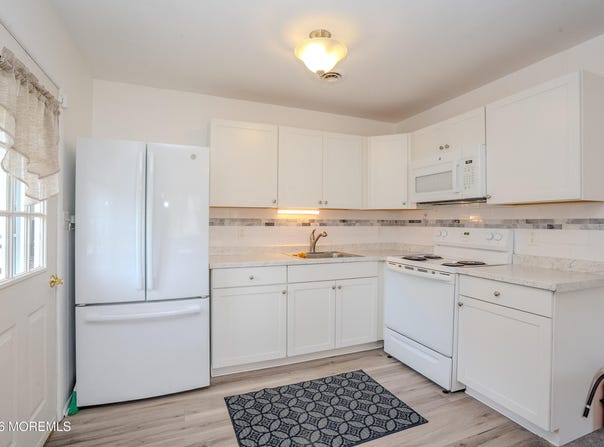 8 B Alaska Avenue, Whiting, NJ 08759