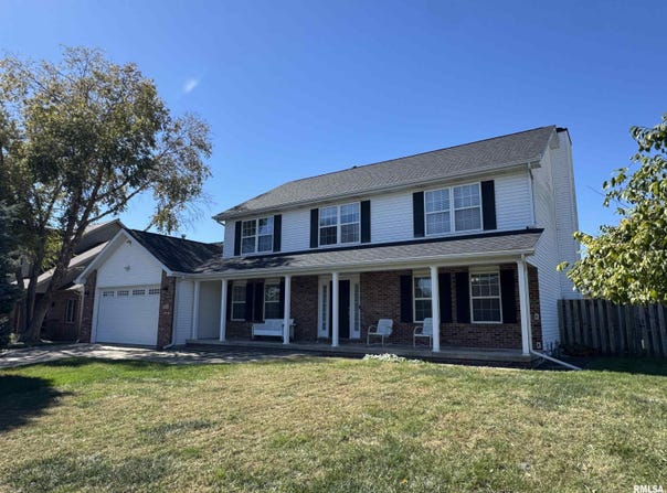 301 Keystone Drive, Chatham, IL 62629