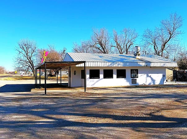 416 Apache Trail Road, No City, OK 73006