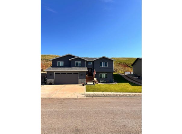 2659 Meadow Drive, Sturgis, SD 57785