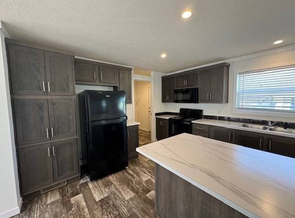 1065 CIMMARON TRAIL, Gardner, KS 66030