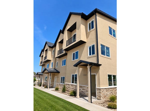 1293 N 350 W, Sunset, UT 84015