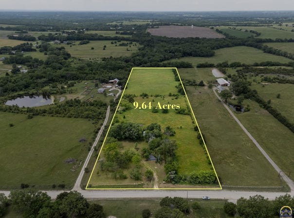 5631 Clark RD, Meriden, KS 66512