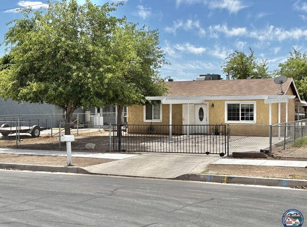 1260 H St, Brawley, CA 92227