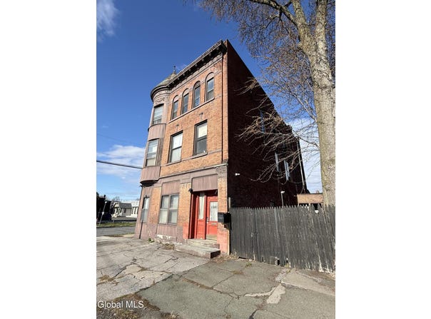 1301 Broadway, Watervliet, NY 12189