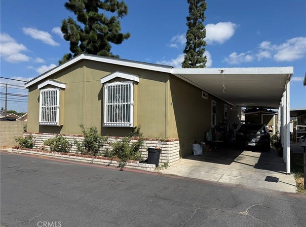 16600 Orange, Paramount, CA 90723