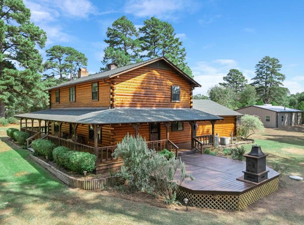18337 Eastside Rd, Troup, TX 75789