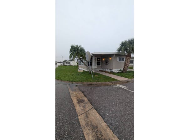 7001 142nd Ave N, Largo, FL 33771