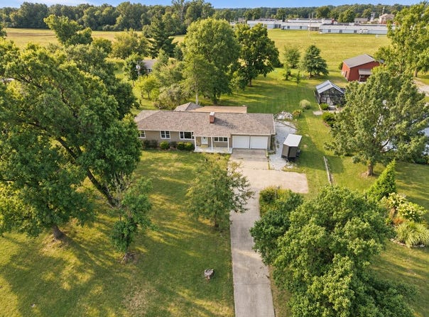 328 Teal Lake, Mexico, MO 65265