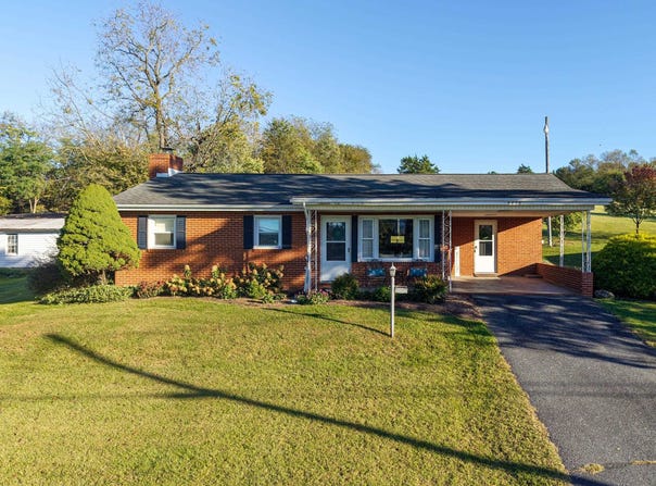 4458 KRATZER RD, ROCKINGHAM, VA 22802