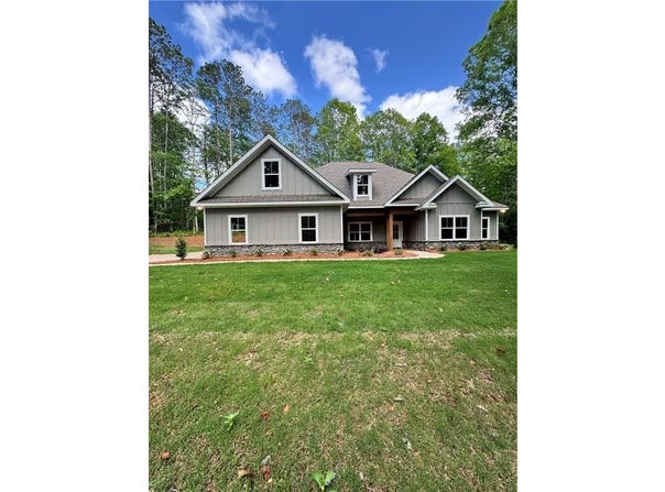 1694 Lee Road 183, Opelika, AL 36804
