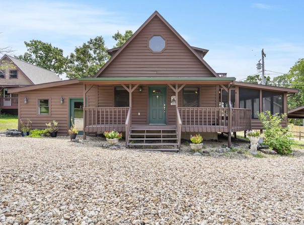 200 Big Bear Boulevard, Hollister, MO 65672