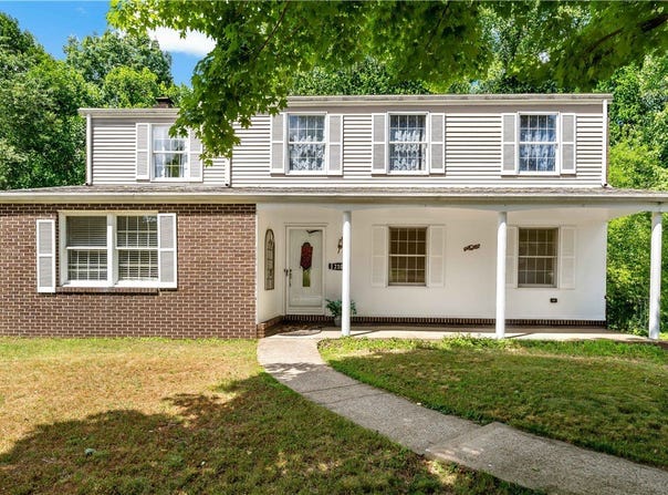 2105 Pendleton Dr, Monroeville, PA 15146