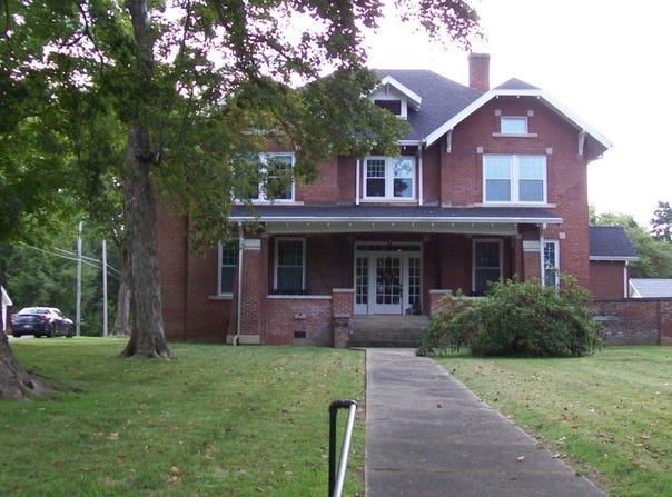 403 S Morgan, Morganfield, KY 42437