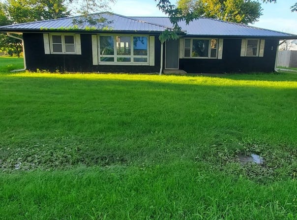 204 3rd Street, Dewey, IL 61840