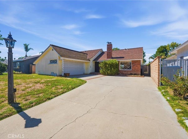 7321 Leescott Avenue, Van Nuys, CA 91406