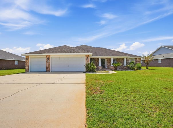 6212 Lapis Lane, Crestview, FL 32539