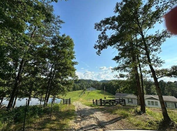 610 Matthew Lane, Grayson, KY 41143