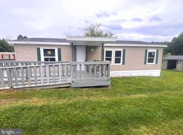 19 SAMMY MOBILE HOME PARK Road, SCHUYLKILL HAVEN, PA 17972