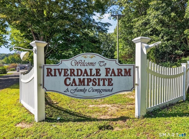 111 River Road, Clinton, CT 06413