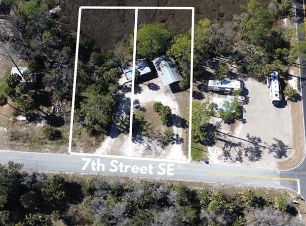 105 SE Seventh St, Steinhatchee, FL 32359