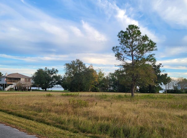 Austin Drive, Milton, FL 32583