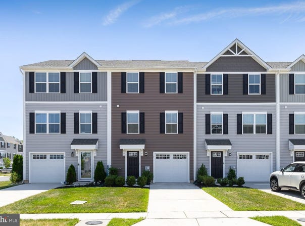 6 BURR Street, WILLIAMSTOWN, NJ 08094