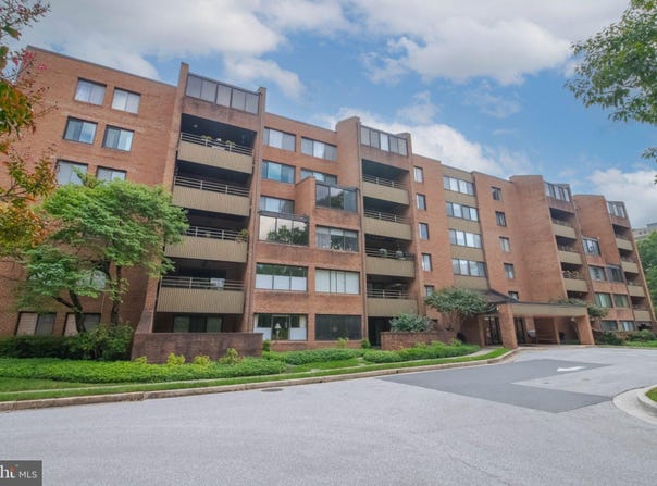 2 SOUTHERLY Court, TOWSON, MD 21286