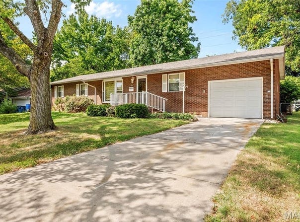714 W Sherman Street, Bethalto, IL 62010