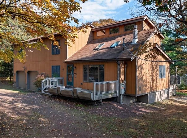 320 Midland Court, Tunkhannock Twp, PA 18210