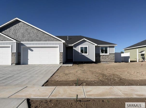 456 E River Ln, Idaho Falls, ID 83401