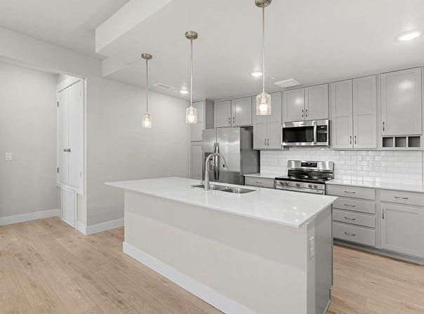 265 High Point Dr, Longmont, CO 80504