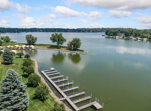 5410 Three Points Boulevard, Mound, MN 55364