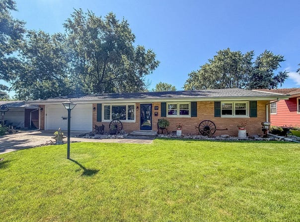 1348 Briarcliff Drive, Rantoul, IL 61866