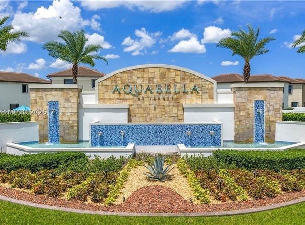3328 W 114th Ter, Hialeah, FL 33018