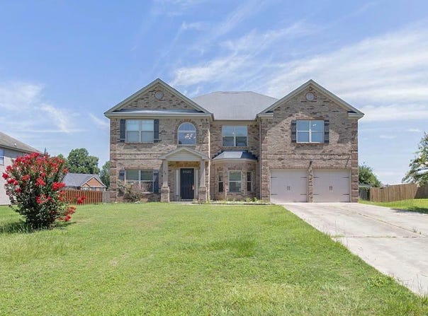 32 Caen Drive, Fort Mitchell, AL 36856