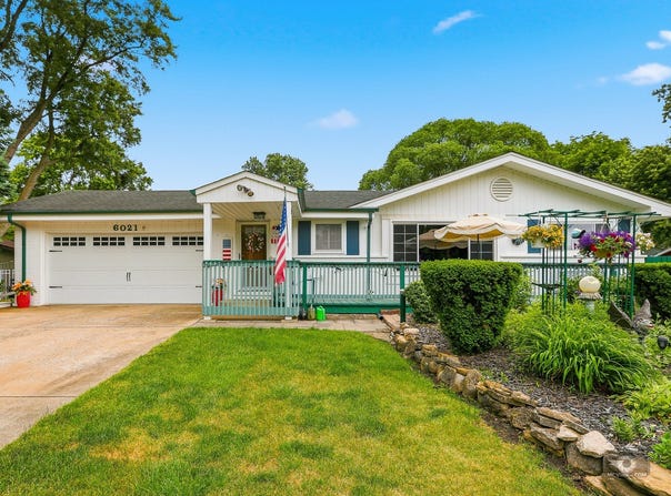 6021 Jody Lane, Tinley Park, IL 60477